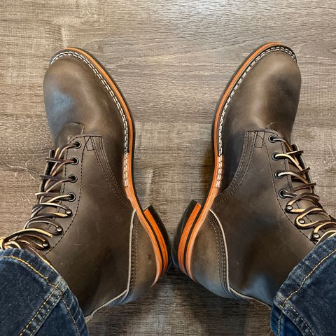 Nicks Falcon in Horween Charcoal Cypress