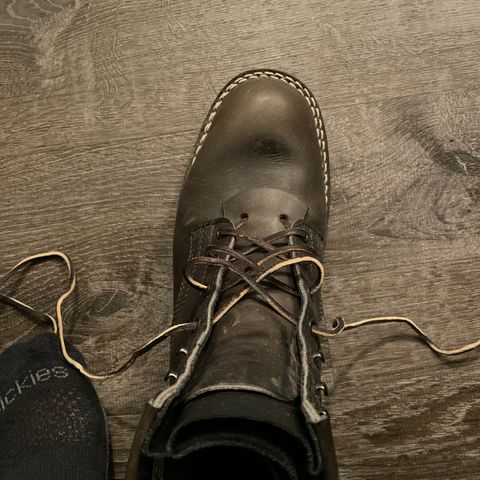 Nicks Falcon in Horween Charcoal Cypress