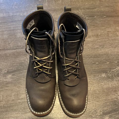 Nicks Falcon in Horween Charcoal Cypress