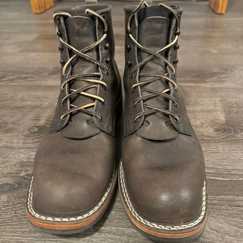 Nicks Falcon in Horween Charcoal Cypress