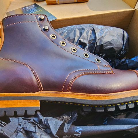 Truman Service Boot in Seidel Oxblood Double Shot