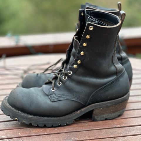 View photo of Nicks Unlisted Model in Horween Black Chromexcel