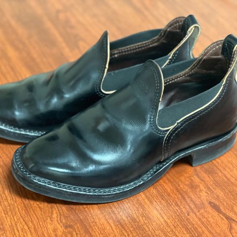 View photo of Wesco Romeo in Maryam Black Horsehide