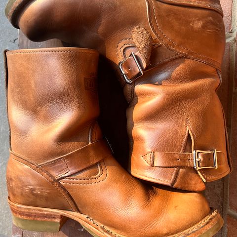 Wesco Boss Engineer Boot in Horween Natural Chromexcel