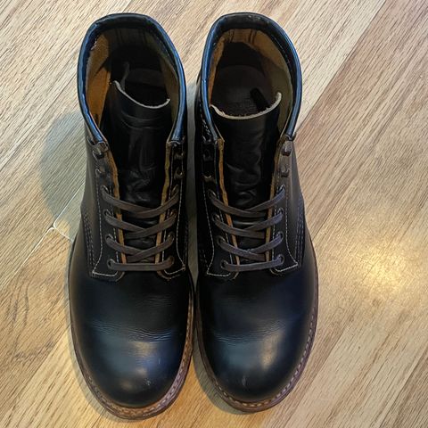 Red Wing Beckman Flatbox in S.B. Foot Black Klondike