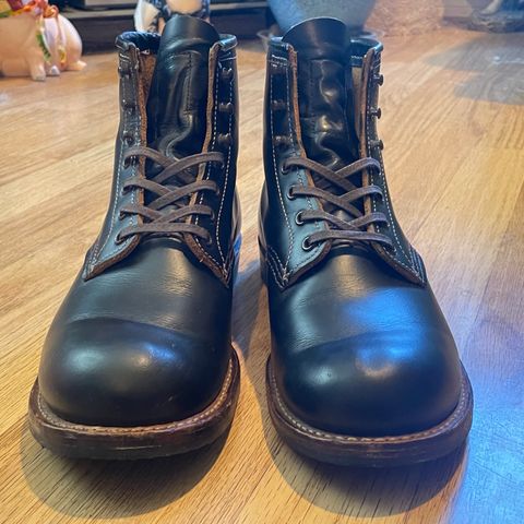 Red Wing Beckman Flatbox in S.B. Foot Black Klondike