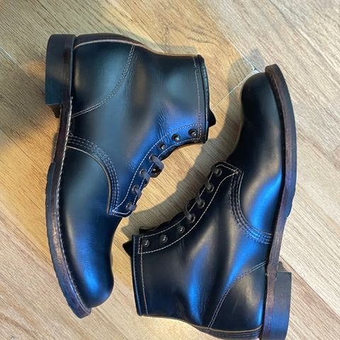 Red Wing Beckman Flatbox in S.B. Foot Black Klondike