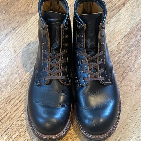 Red Wing Beckman Flatbox in S.B. Foot Black Klondike