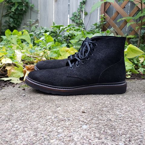 Oak Street Bootmakers Field Boot in Seidel Black Oiled Congo Shrunken Bison Roughout