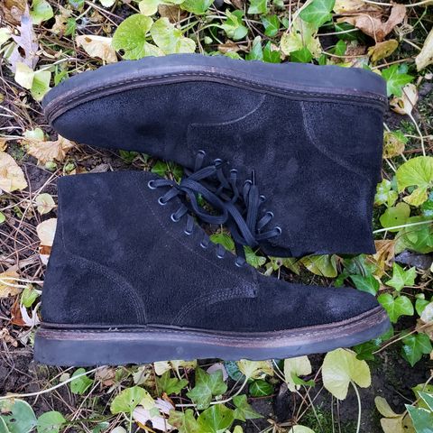 Oak Street Bootmakers Field Boot in Seidel Black Oiled Congo Shrunken Bison Roughout