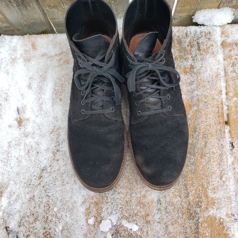 View photo of Oak Street Bootmakers Field Boot in Seidel Black Oiled Congo Shrunken Bison Roughout