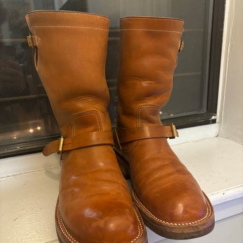 Rolling Dub Trio Roots 11” Engineer Boot in Natural Horsebutt