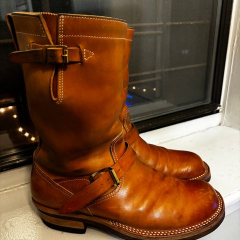 Rolling Dub Trio Roots 11” Engineer Boot in Natural Horsebutt