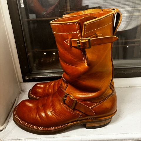 Rolling Dub Trio Roots 11” Engineer Boot in Natural Horsebutt
