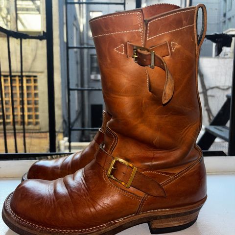 Rolling Dub Trio Roots 11” Engineer Boot in Natural Horsebutt