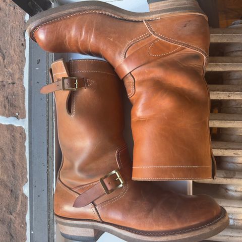 Rolling Dub Trio Roots 11” Engineer Boot in Natural Horsebutt