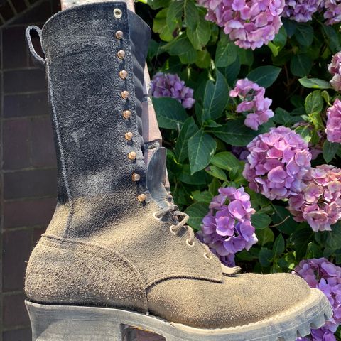 Nicks Hot Shot in Seidel 1964 Black Roughout