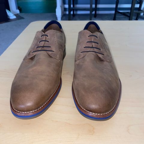 Johnston & Murphy Canton in Unknown Leather