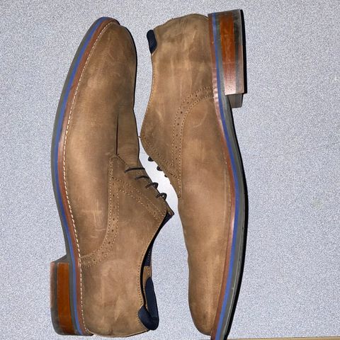 Johnston & Murphy Canton in Unknown Leather