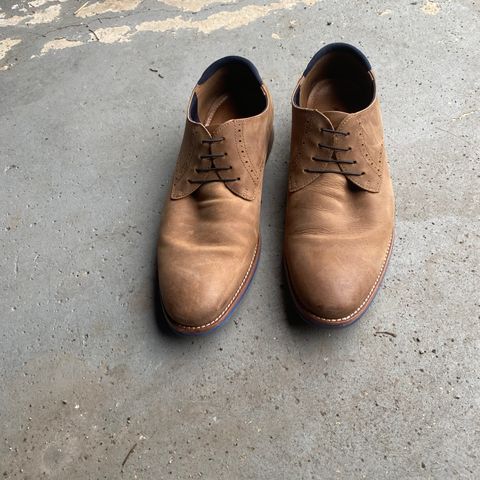 Johnston & Murphy Canton in Unknown Leather