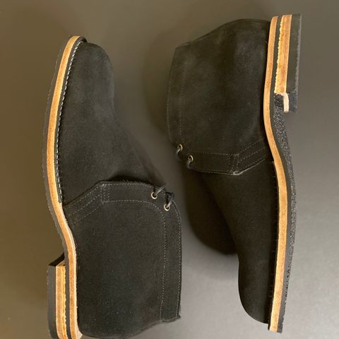 Unlisted Maker Unlisted Model in Unlisted Leather
