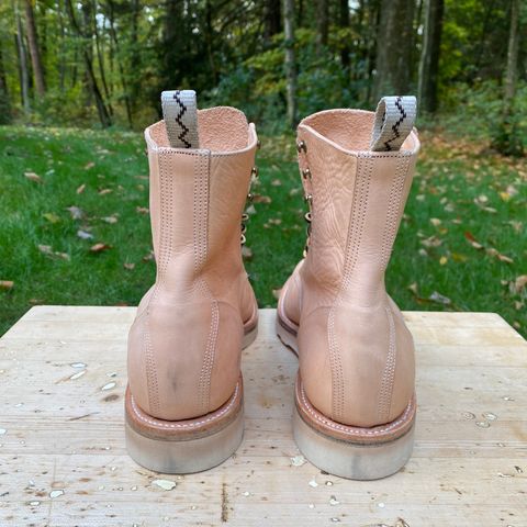 Unmarked DB Hunter in Oiled Natural Veg Tan