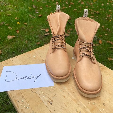 Unmarked DB Hunter in Oiled Natural Veg Tan