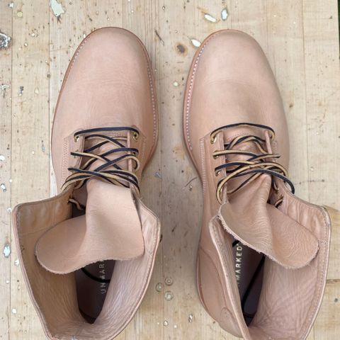 Unmarked DB Hunter in Oiled Natural Veg Tan