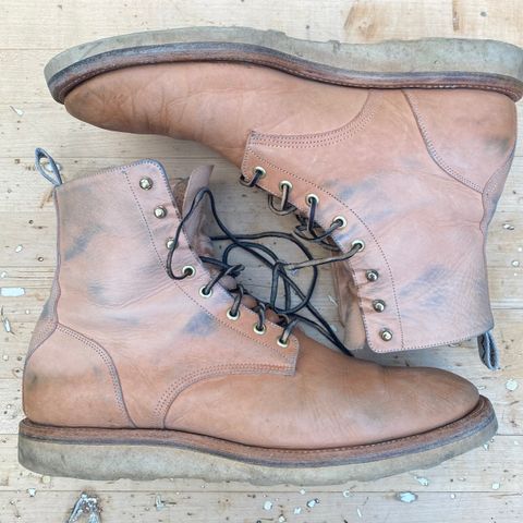 View photo of Unmarked DB Hunter in Oiled Natural Veg Tan