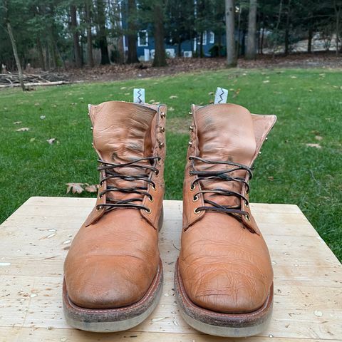 View photo of Unmarked DB Hunter in Oiled Natural Veg Tan