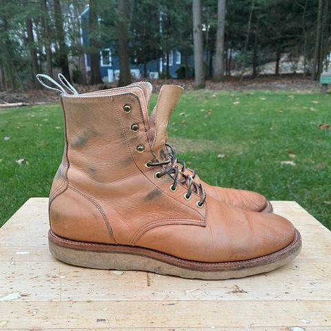 View photo of Unmarked DB Hunter in Oiled Natural Veg Tan