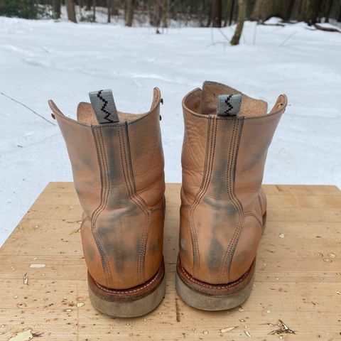 Unmarked DB Hunter in Oiled Natural Veg Tan