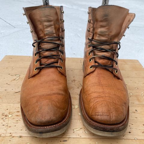 Unmarked DB Hunter in Oiled Natural Veg Tan