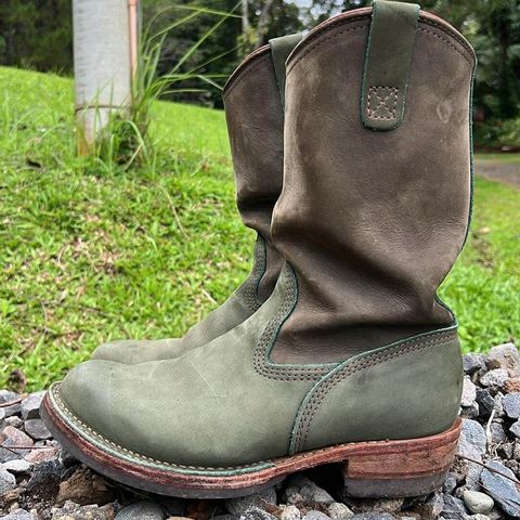 Wesco Morrison in Olive Burlap