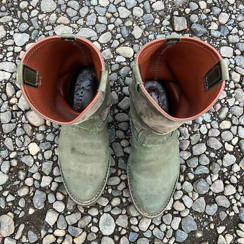 Wesco Morrison in Olive Burlap