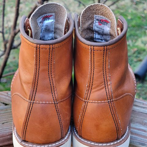 View photo of Red Wing 6-Inch Classic Moc in S.B. Foot Oro Legacy