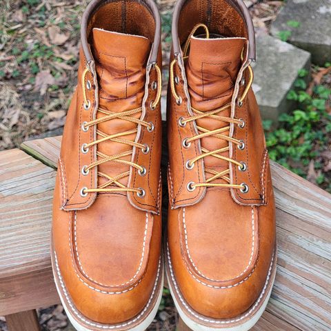 View photo of Red Wing 6-Inch Classic Moc in S.B. Foot Oro Legacy