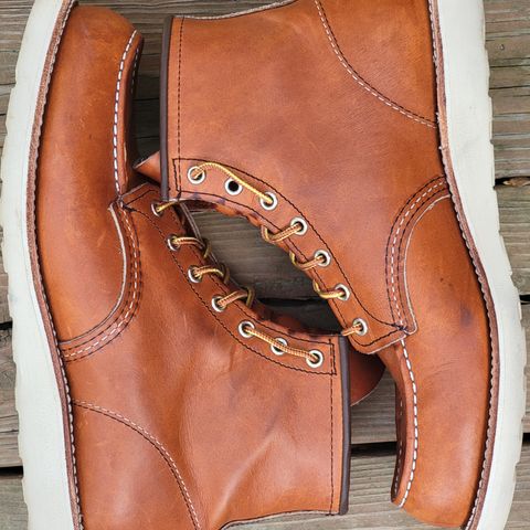 View photo of Red Wing 6-Inch Classic Moc in S.B. Foot Oro Legacy