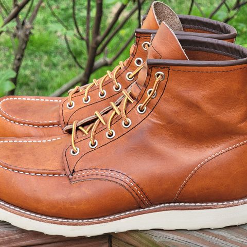 View photo of Red Wing 6-Inch Classic Moc in S.B. Foot Oro Legacy