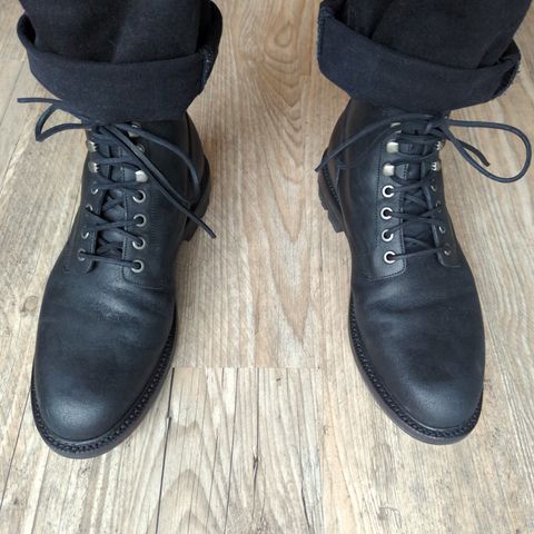 Grant Stone Diesel Boot in C.F. Stead Black Waxy Commander Suede