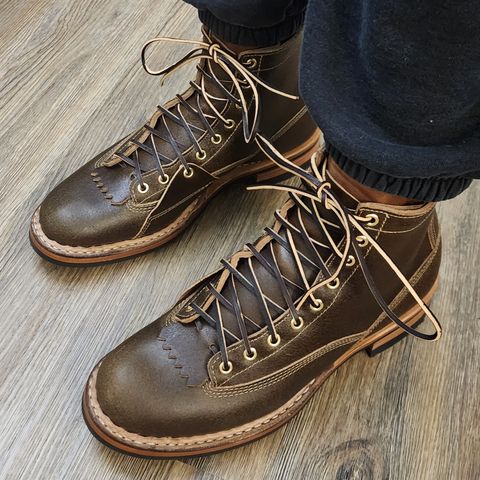 White's 350 Cutter in Horween Olive Waxed Flesh
