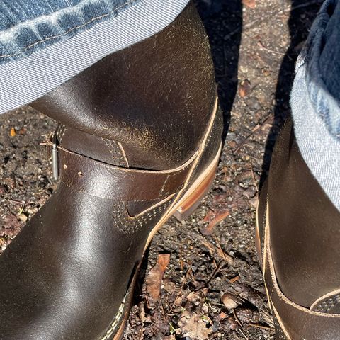 View photo of Wesco 1939 Engineer Boot in Horween Olive Waxed Flesh