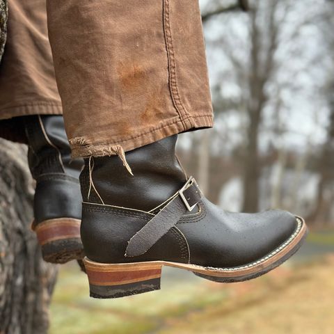 View photo of Wesco 1939 Engineer Boot in Horween Olive Waxed Flesh