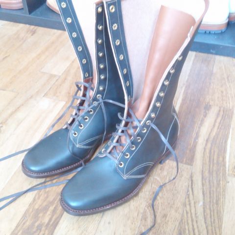 Clinch Hi-Liner in Wickett & Craig Black-Overdyed Latigo