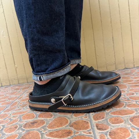 Zerrows Sabot Sandal in Horween Black Chromexcel