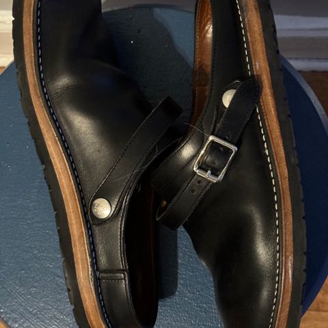 Zerrows Sabot Sandal in Horween Black Chromexcel