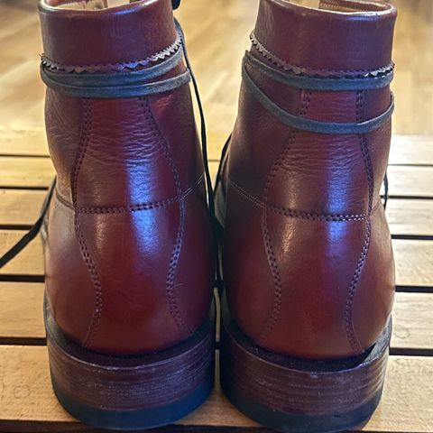 Sagara Cordmaster in Indonesian Oil Tanned Merlot