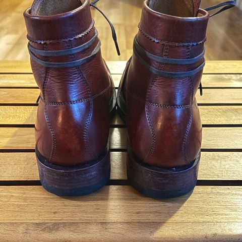 Sagara Cordmaster in Indonesian Oil Tanned Merlot