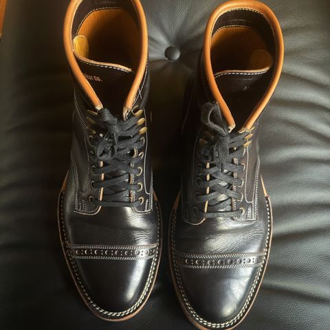 Monroe 19927 in Malayan Black Hand-Dyed Natural Veg Tan