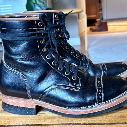 Monroe 19927 in Malayan Black Hand-Dyed Natural Veg Tan